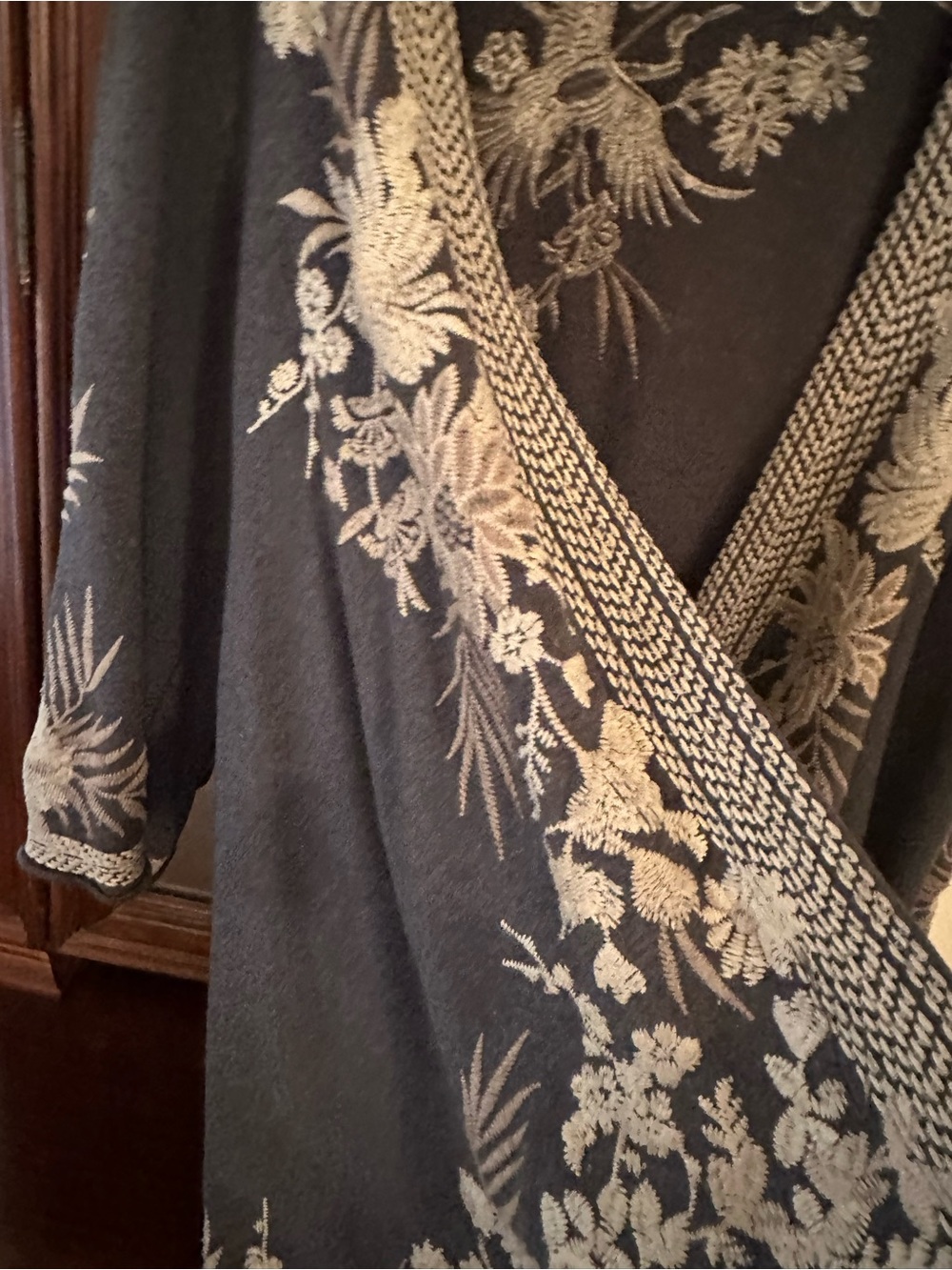Johnny Was Embroidered Camille Grey Cardigan Waterfall Open Front - Picture 6 of 15